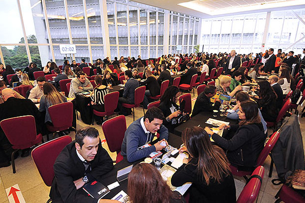 Speed Meeting proporciona 6.400 reuniões entre compradores e fornecedores em São Paulo
